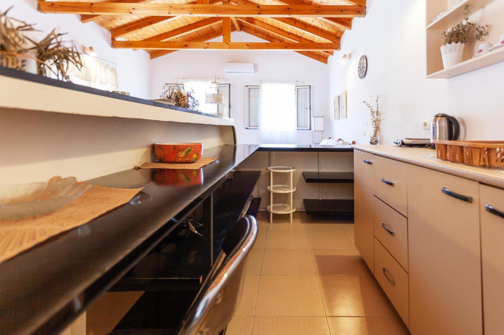 Retzos Rooms Himare Exterior foto